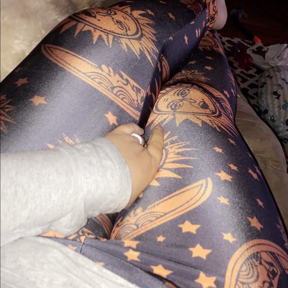 sun and moon leggings